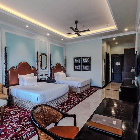 Mayfair Tea Resort Siliguri Exteriör bild