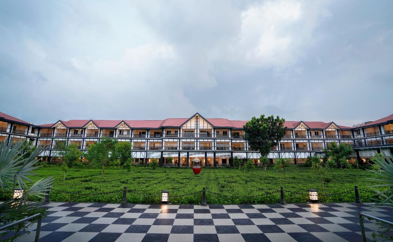 Mayfair Tea Resort Siliguri Exteriör bild