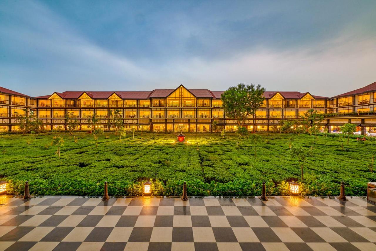 Mayfair Tea Resort Siliguri Exteriör bild