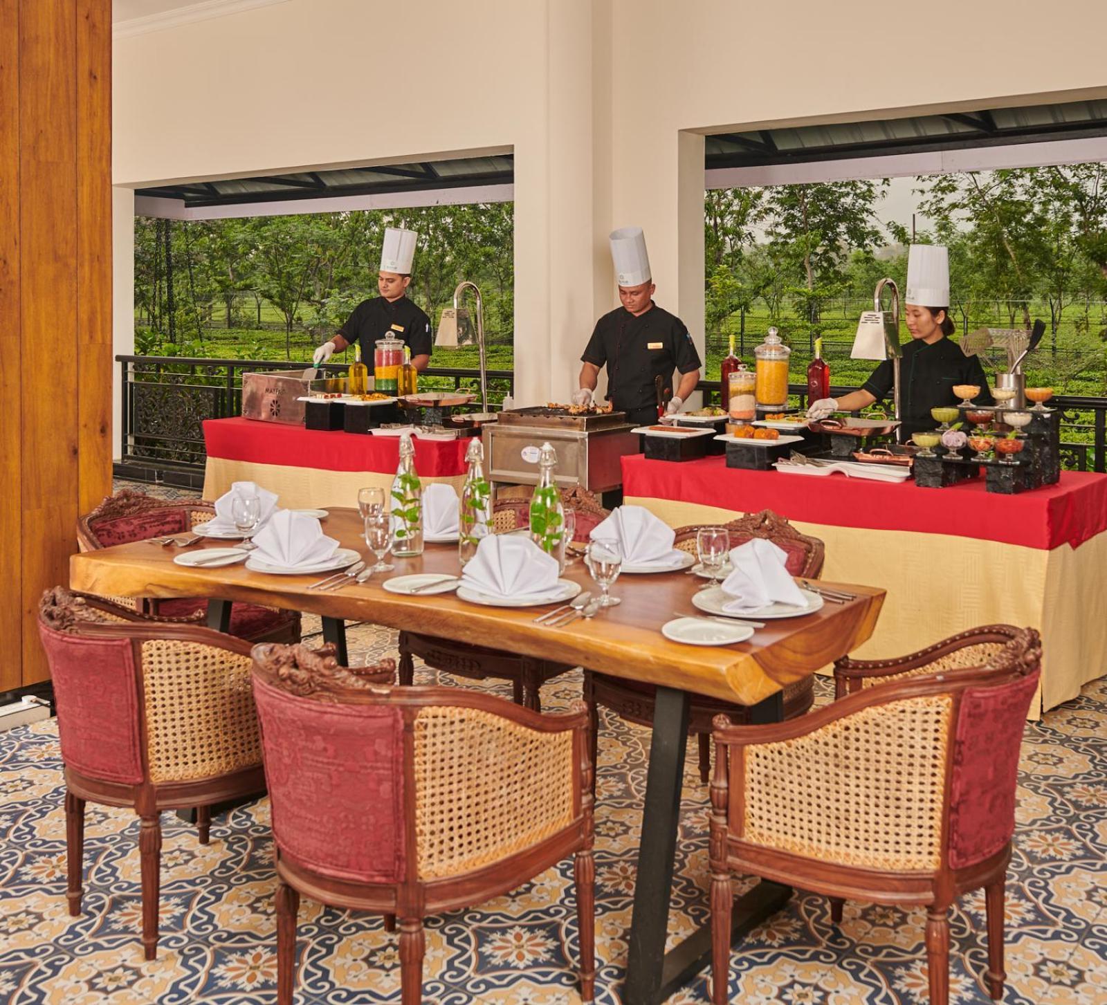 Mayfair Tea Resort Siliguri Exteriör bild